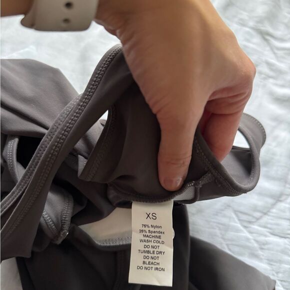 Grey Twist-Front Flared Jumpsuit – XS (75% Nylon, 25% Spandex) - Picture 6 of 16